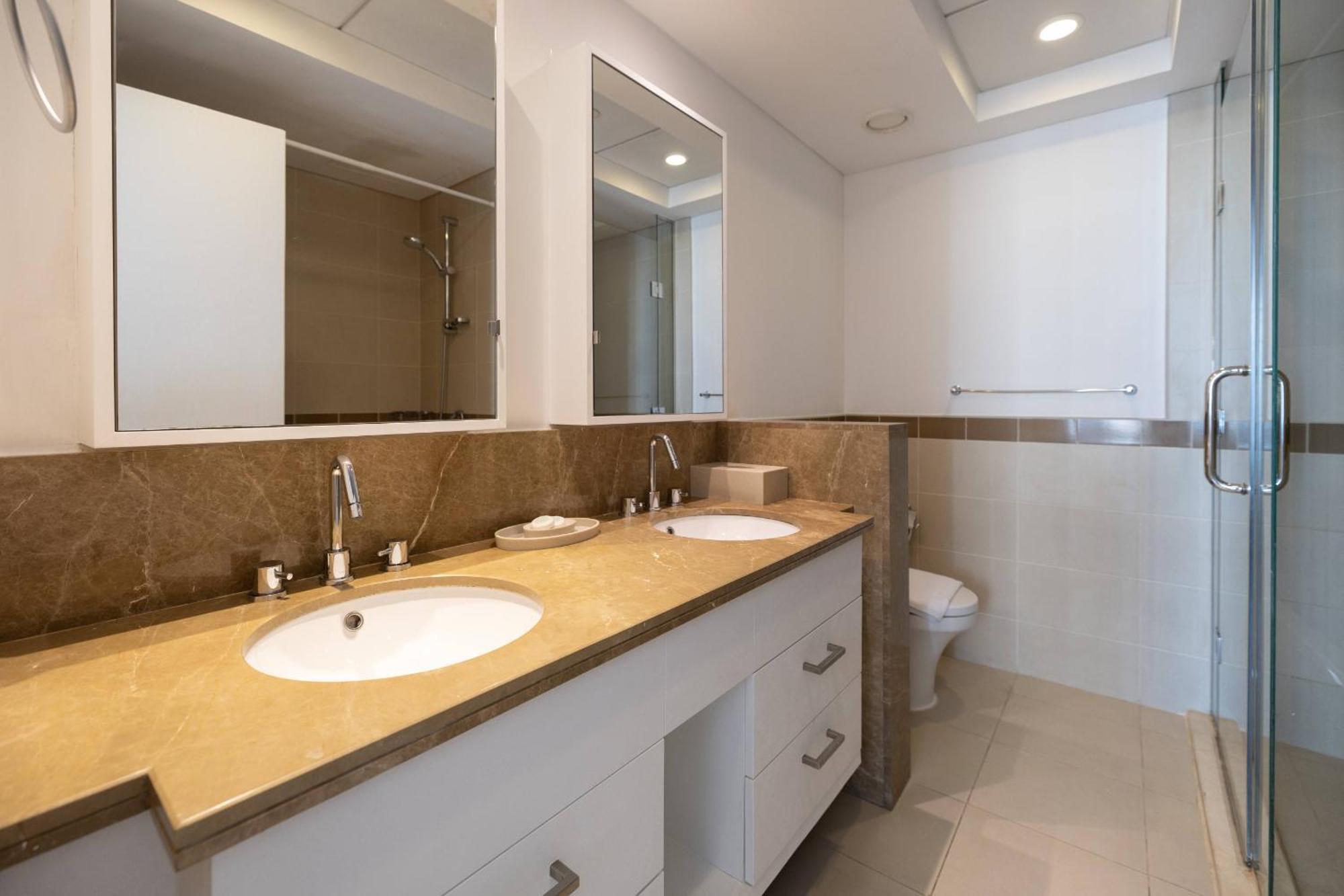 Signature Burj Khalifa View Residence دبي المظهر الخارجي الصورة