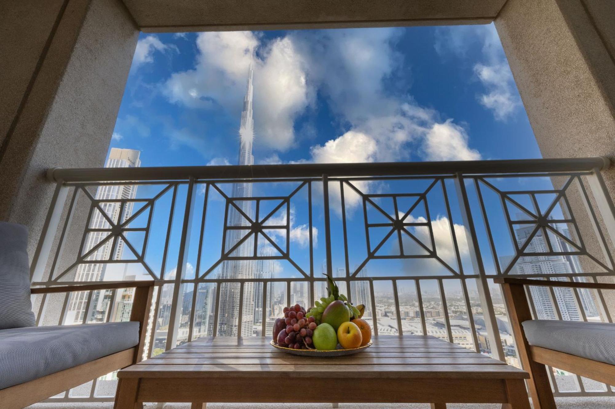 Signature Burj Khalifa View Residence دبي المظهر الخارجي الصورة