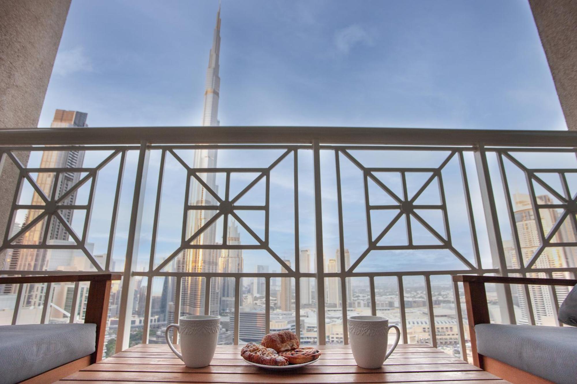 Signature Burj Khalifa View Residence دبي المظهر الخارجي الصورة