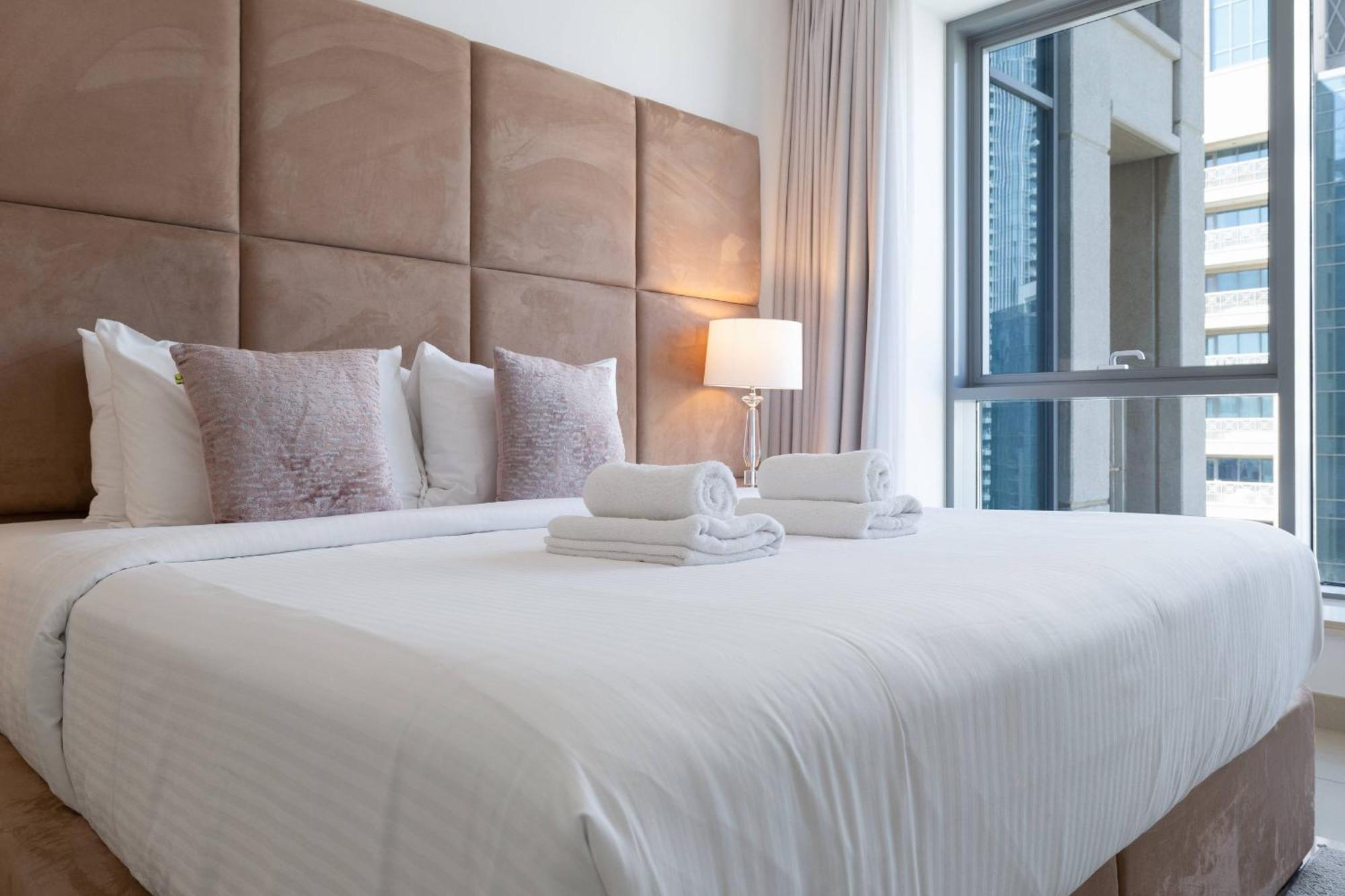 Signature Burj Khalifa View Residence دبي المظهر الخارجي الصورة