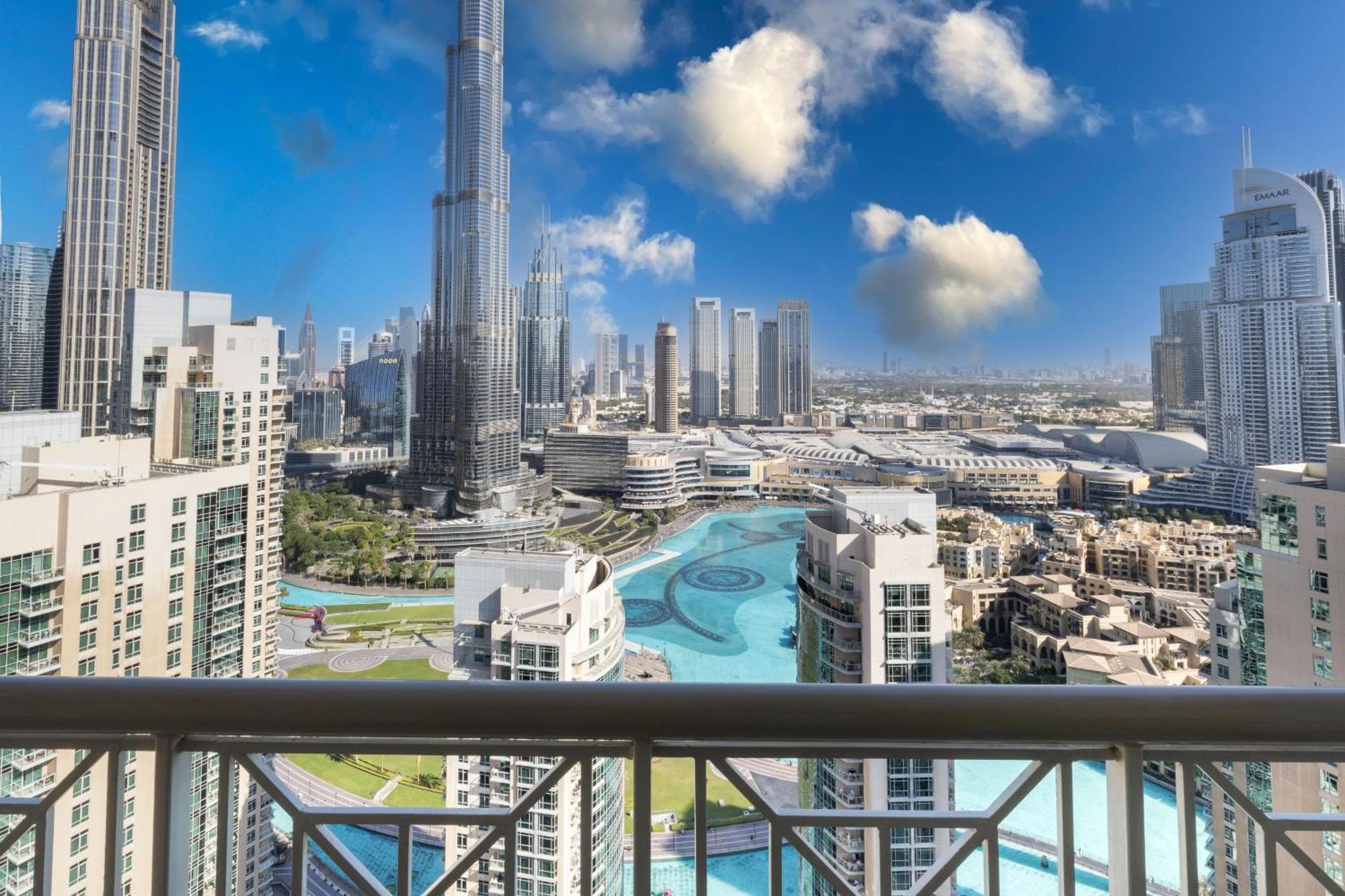 Signature Burj Khalifa View Residence دبي المظهر الخارجي الصورة